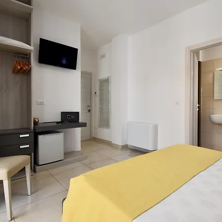 Pensjonat Ventidimaregallipoli 4*